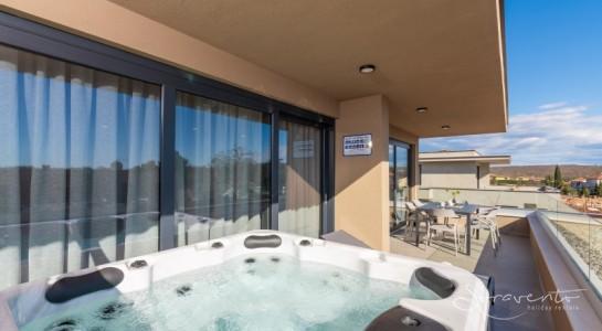 Quercus Village Penthouse 11 mit Jacuzzi