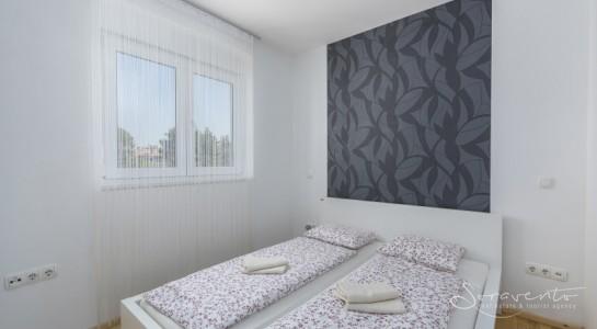 Apartman Anna 12