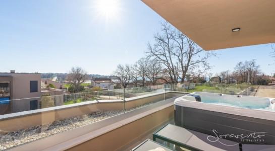 Quercus Village Penthouse 11 mit Jacuzzi 3